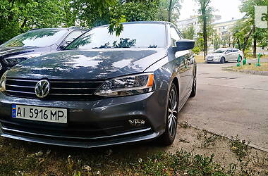 Седан Volkswagen Jetta 2016 в Києві