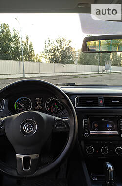 Седан Volkswagen Jetta 2013 в Миколаєві