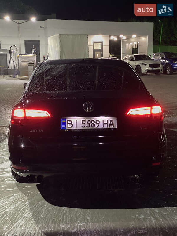 Седан Volkswagen Jetta 2015 в Полтаве