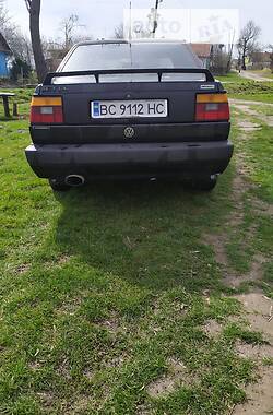 Седан Volkswagen Jetta 1985 в Мостиске