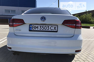 Седан Volkswagen Jetta 2015 в Лубнах