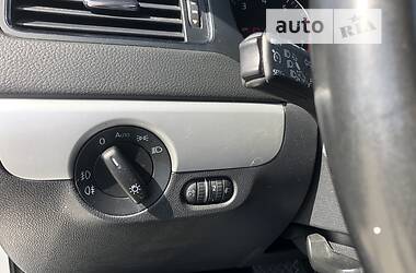 Седан Volkswagen Jetta 2012 в 