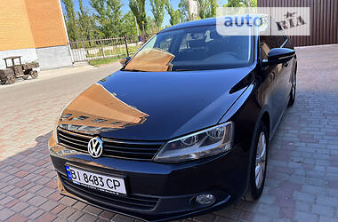 Седан Volkswagen Jetta 2012 в Кременчуге