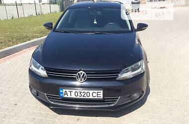 Седан Volkswagen Jetta 2012 в Івано-Франківську