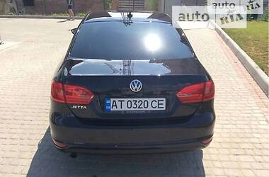 Седан Volkswagen Jetta 2012 в Івано-Франківську