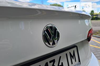 Седан Volkswagen Jetta 2019 в Хмельницькому