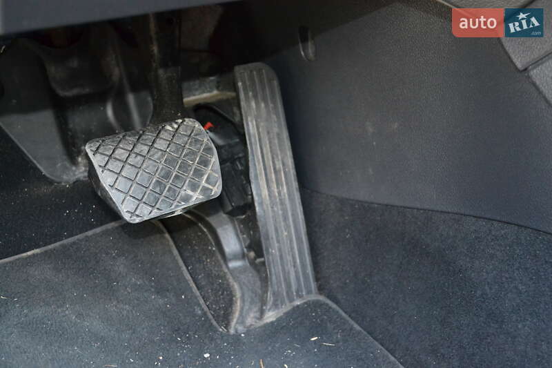 Седан Volkswagen Jetta 2012 в Харкові