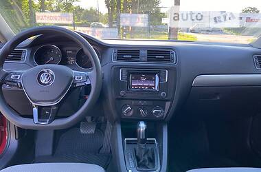 Седан Volkswagen Jetta 2016 в Стрые