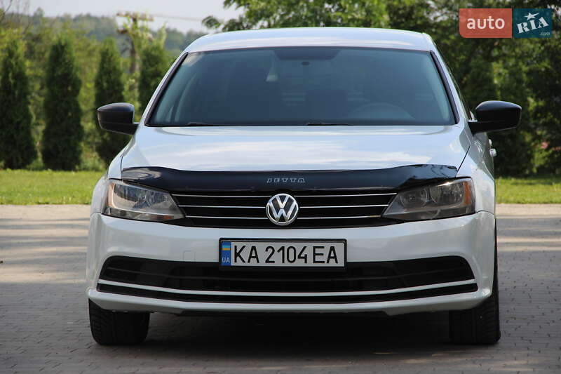 Седан Volkswagen Jetta 2015 в Бучачі