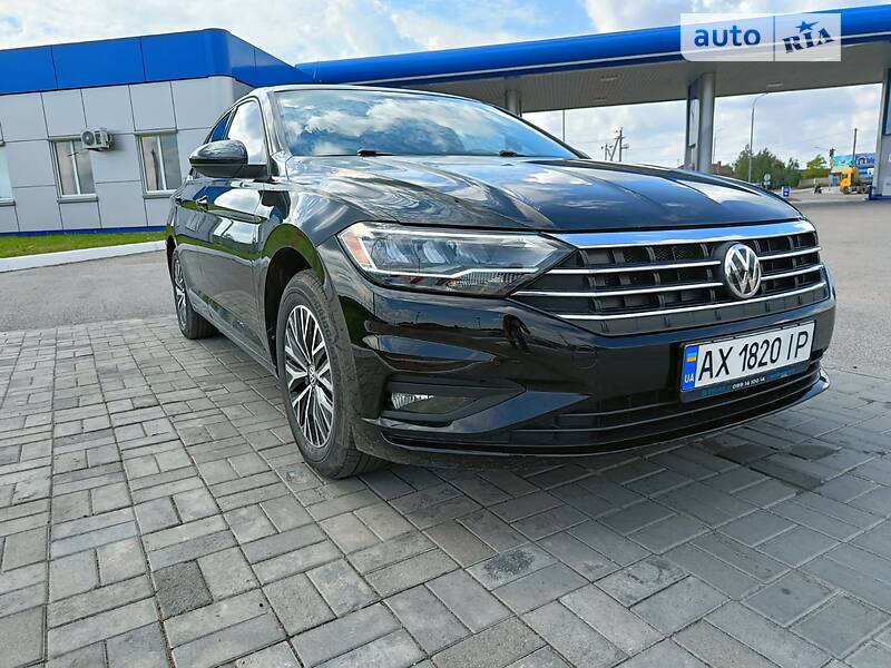 Седан Volkswagen Jetta 2019 в Харькове