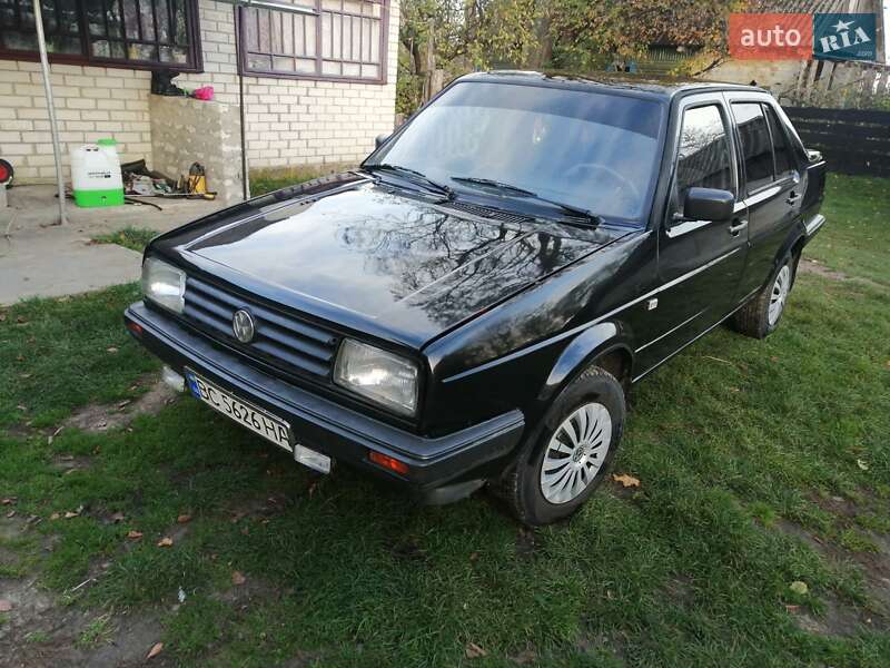 Седан Volkswagen Jetta 1988 в Шацке