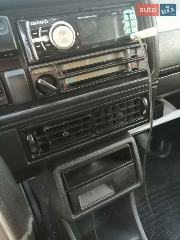 Седан Volkswagen Jetta 1988 в Шацке