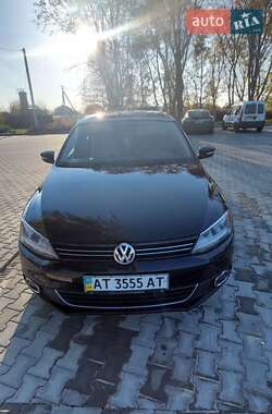 Седан Volkswagen Jetta 2014 в 