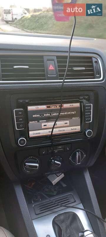 Седан Volkswagen Jetta 2014 в Снятині