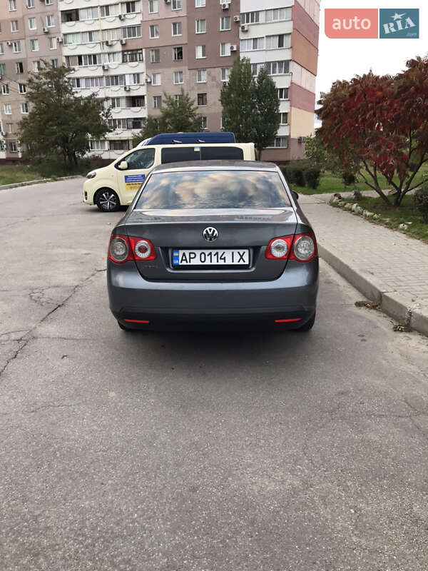Седан Volkswagen Jetta 2007 в Запоріжжі
