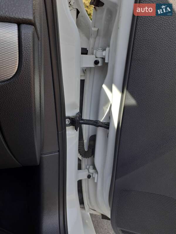 Седан Volkswagen Jetta 2014 в Києві