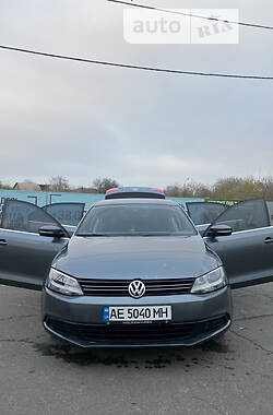 Седан Volkswagen Jetta 2013 в Кривом Роге