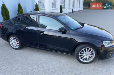 Седан Volkswagen Jetta 2012 в Андрушівці