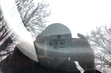 Хэтчбек Volkswagen Jetta 2005 в 
