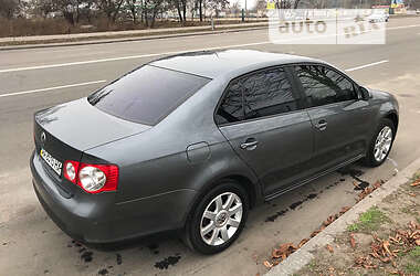 Седан Volkswagen Jetta 2008 в Києві