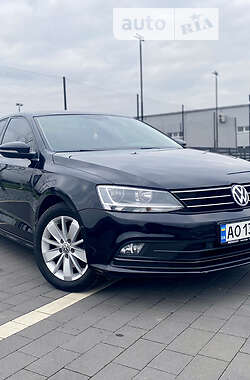 Седан Volkswagen Jetta 2016 в Мукачевому