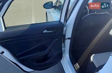 Седан Volkswagen Jetta 2019 в Одессе