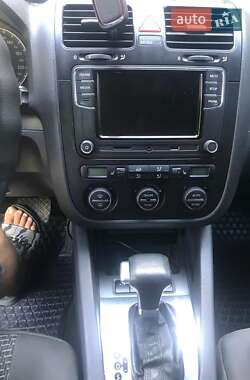 Седан Volkswagen Jetta 2006 в 