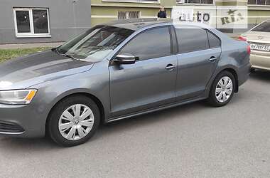 Седан Volkswagen Jetta 2013 в Харькове