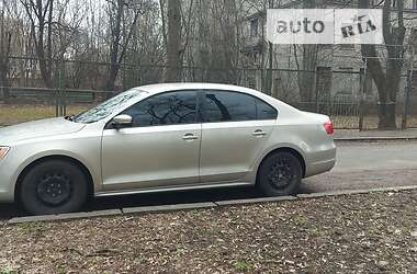 Седан Volkswagen Jetta 2013 в Києві