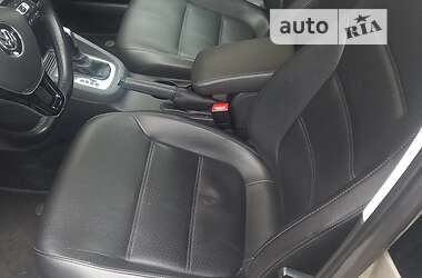 Седан Volkswagen Jetta 2014 в Миколаєві