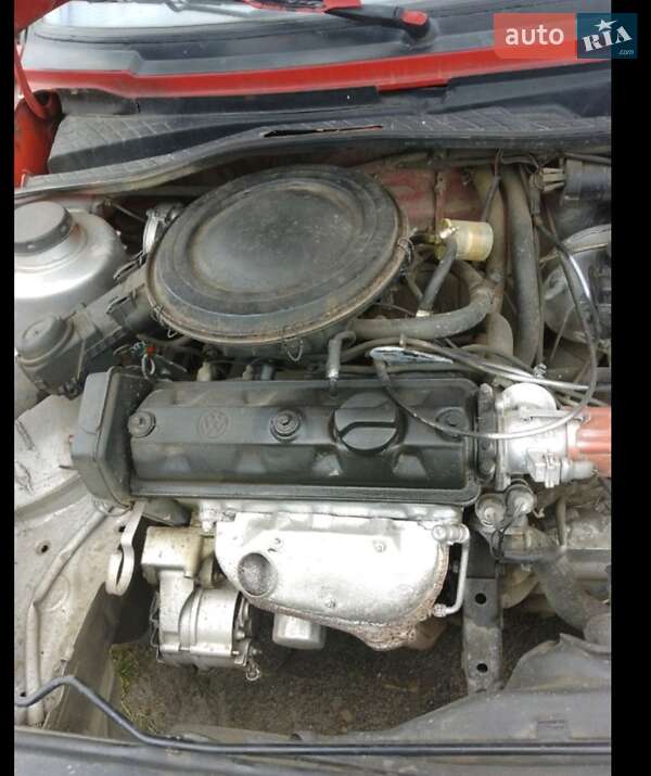 Седан Volkswagen Jetta 1988 в Бурштыне