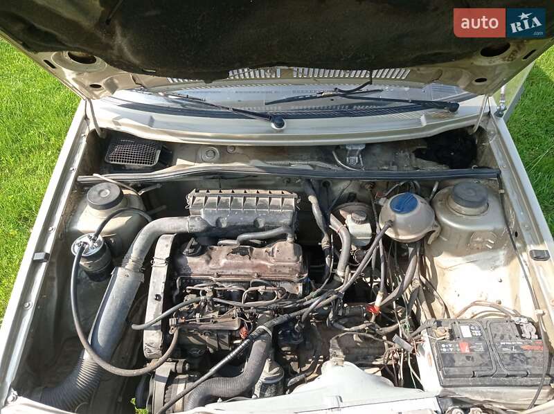 Седан Volkswagen Jetta 1986 в Самборі