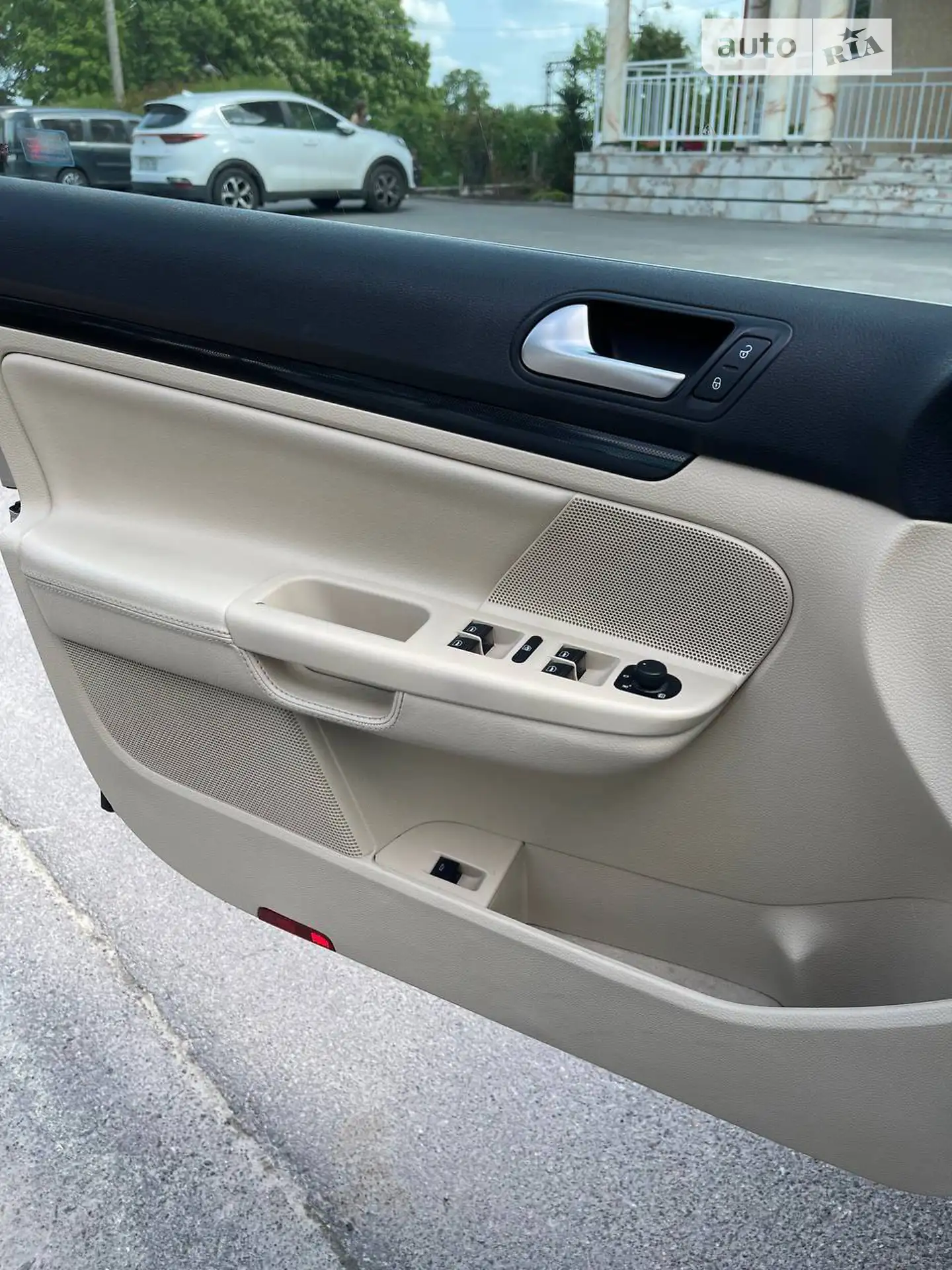 2012 Volkswagen Jetta - мініатюра 21