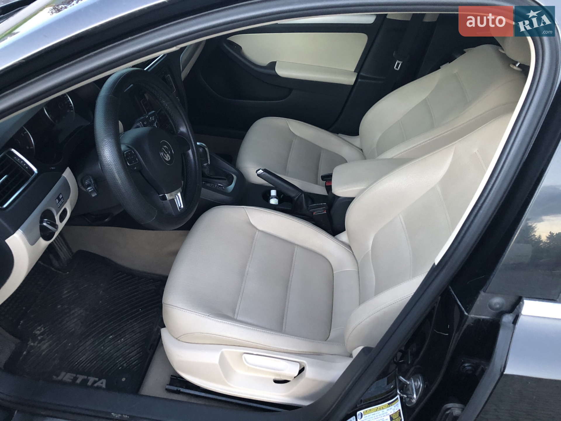 2012 Volkswagen Jetta - мініатюра 2