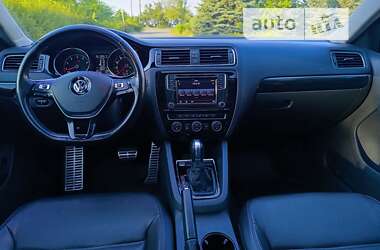 Седан Volkswagen Jetta 2016 в Южноукраинске