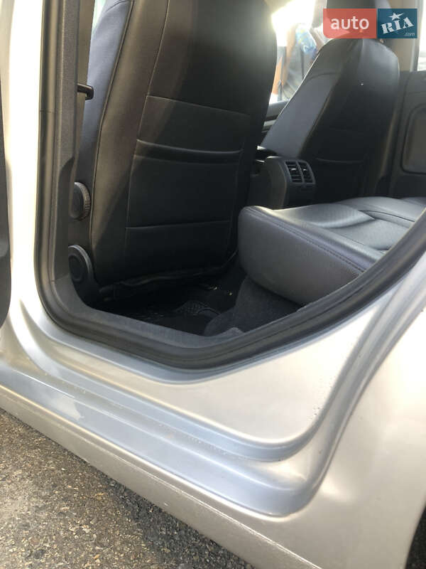 Седан Volkswagen Jetta 2010 в Хмельницькому