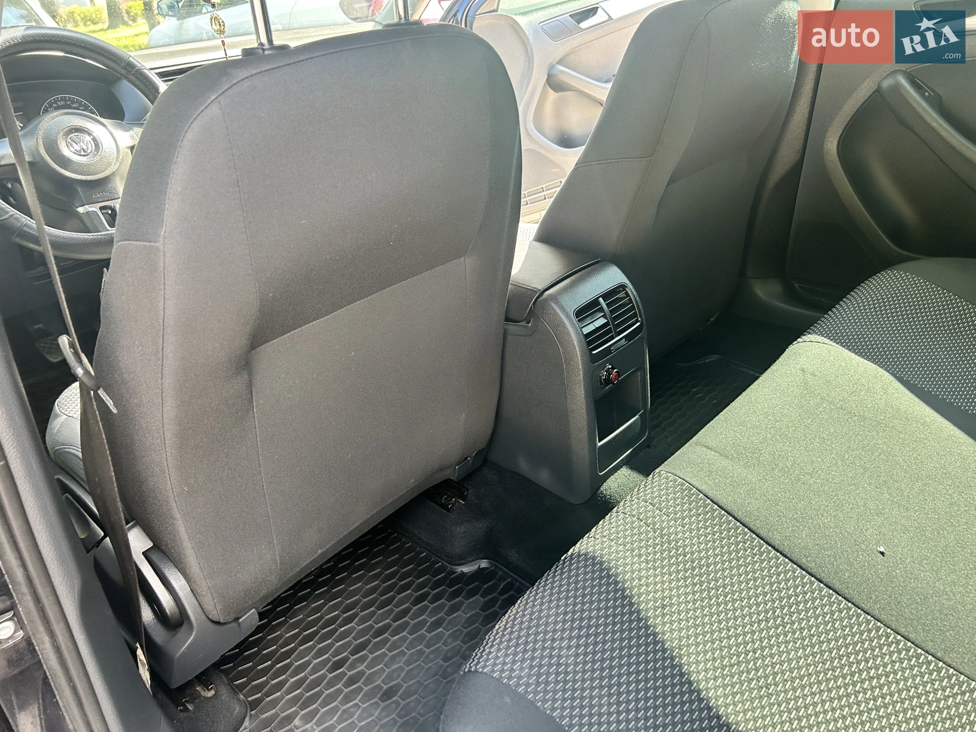 2013 Volkswagen Jetta - мініатюра 25