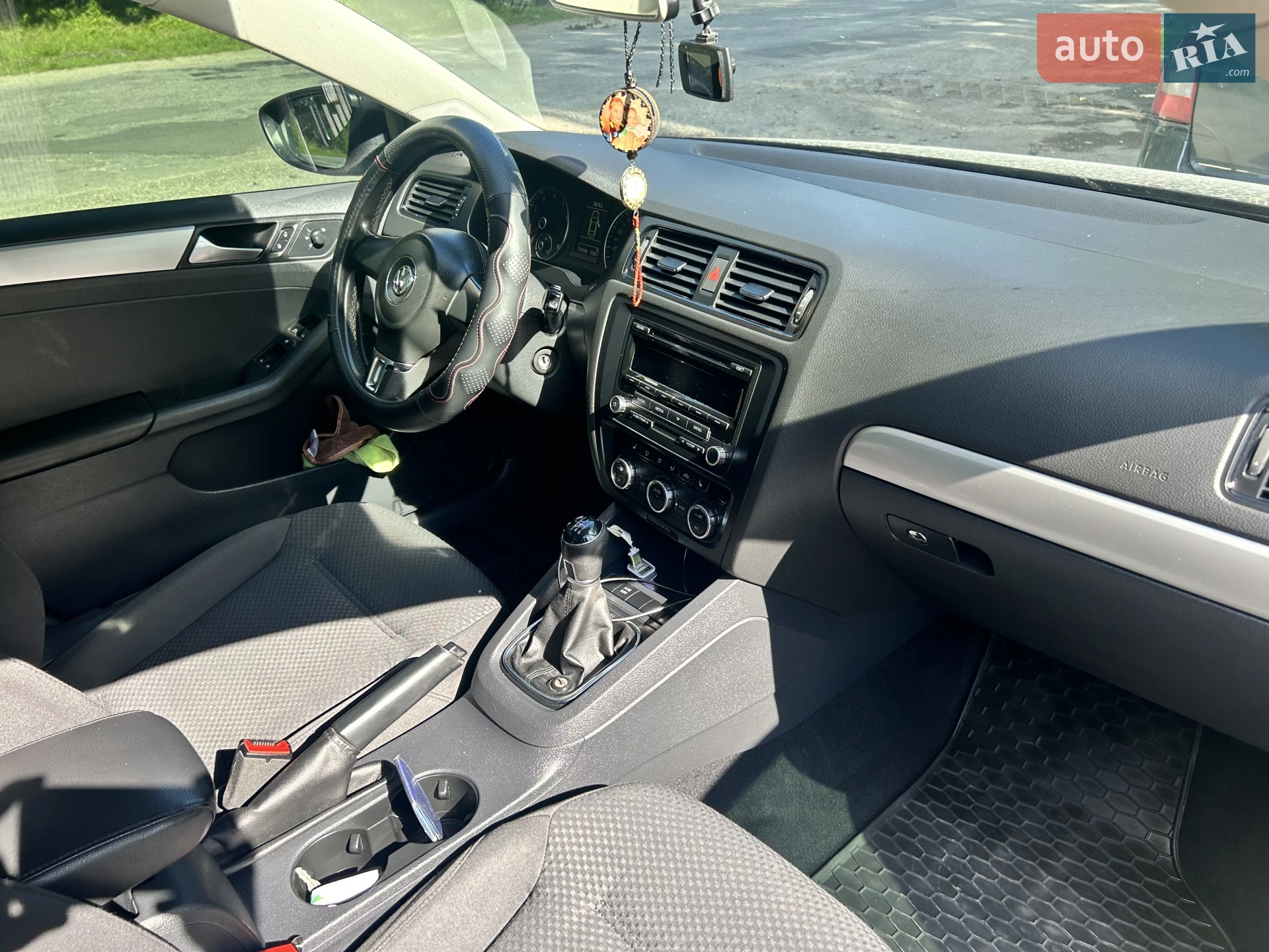 2013 Volkswagen Jetta - мініатюра 28