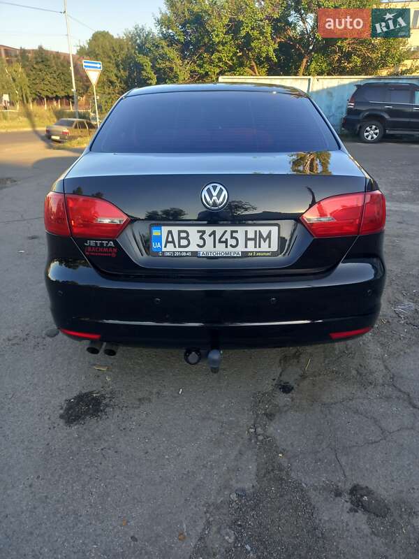 Седан Volkswagen Jetta 2014 в Киеве