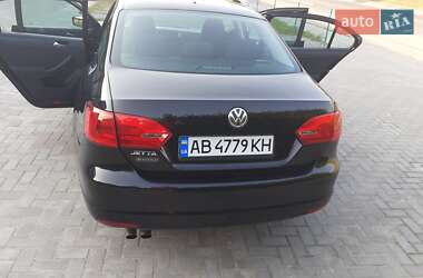 Седан Volkswagen Jetta 2010 в Виннице