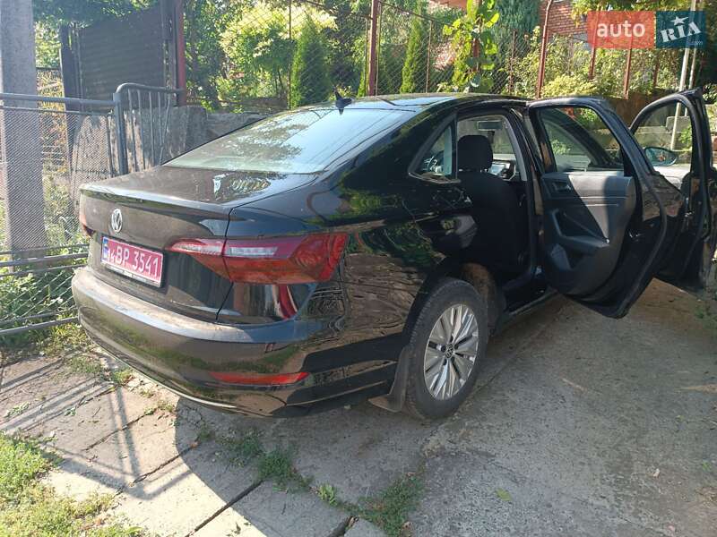 Седан Volkswagen Jetta 2020 в Перечині