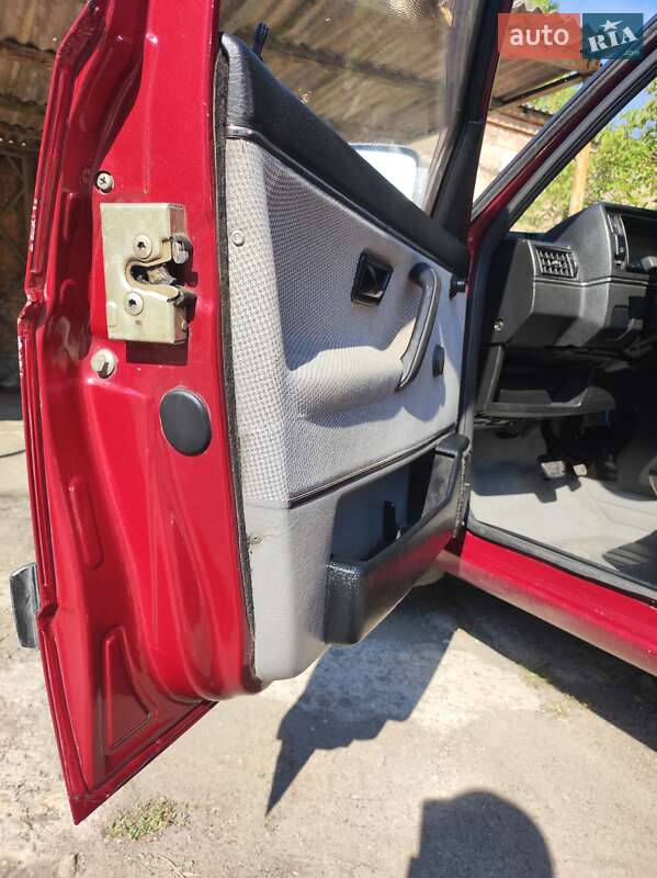 Седан Volkswagen Jetta 1989 в Кропивницькому