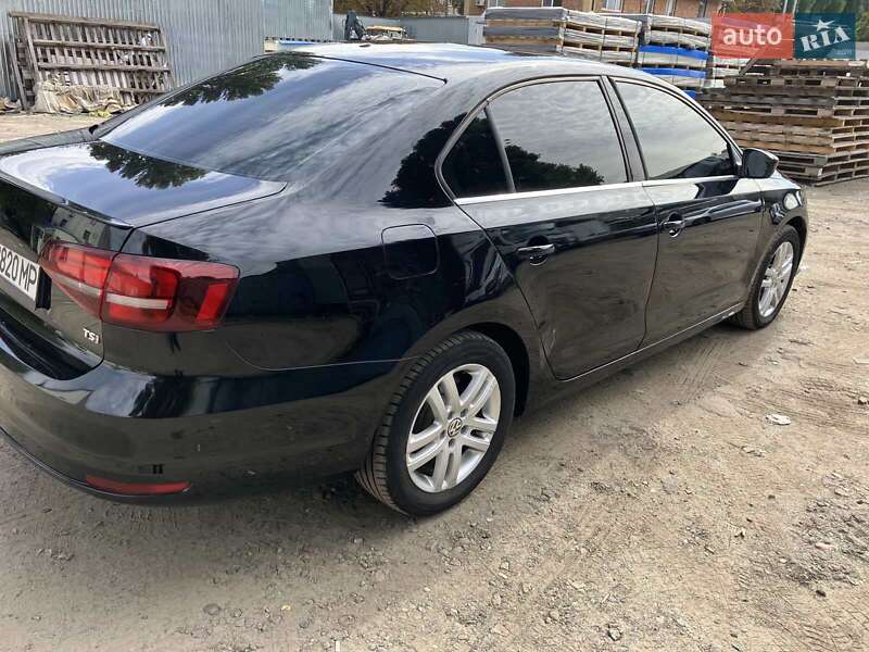 Седан Volkswagen Jetta 2017 в Києві