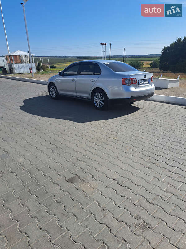 Седан Volkswagen Jetta 2008 в Погребище