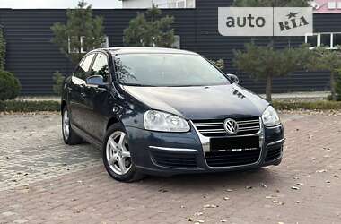 Седан Volkswagen Jetta 2006 в 