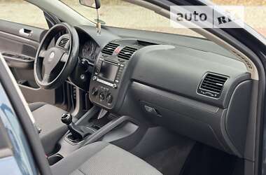 Седан Volkswagen Jetta 2006 в 