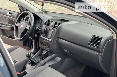 Седан Volkswagen Jetta 2006 в 