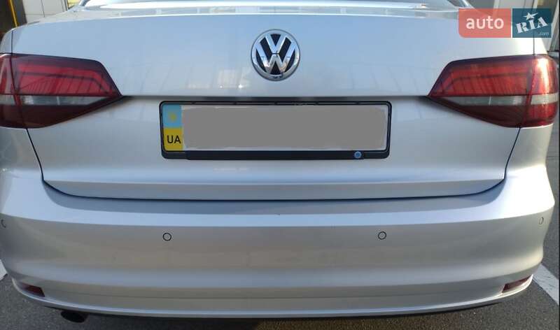 Седан Volkswagen Jetta 2016 в Киеве