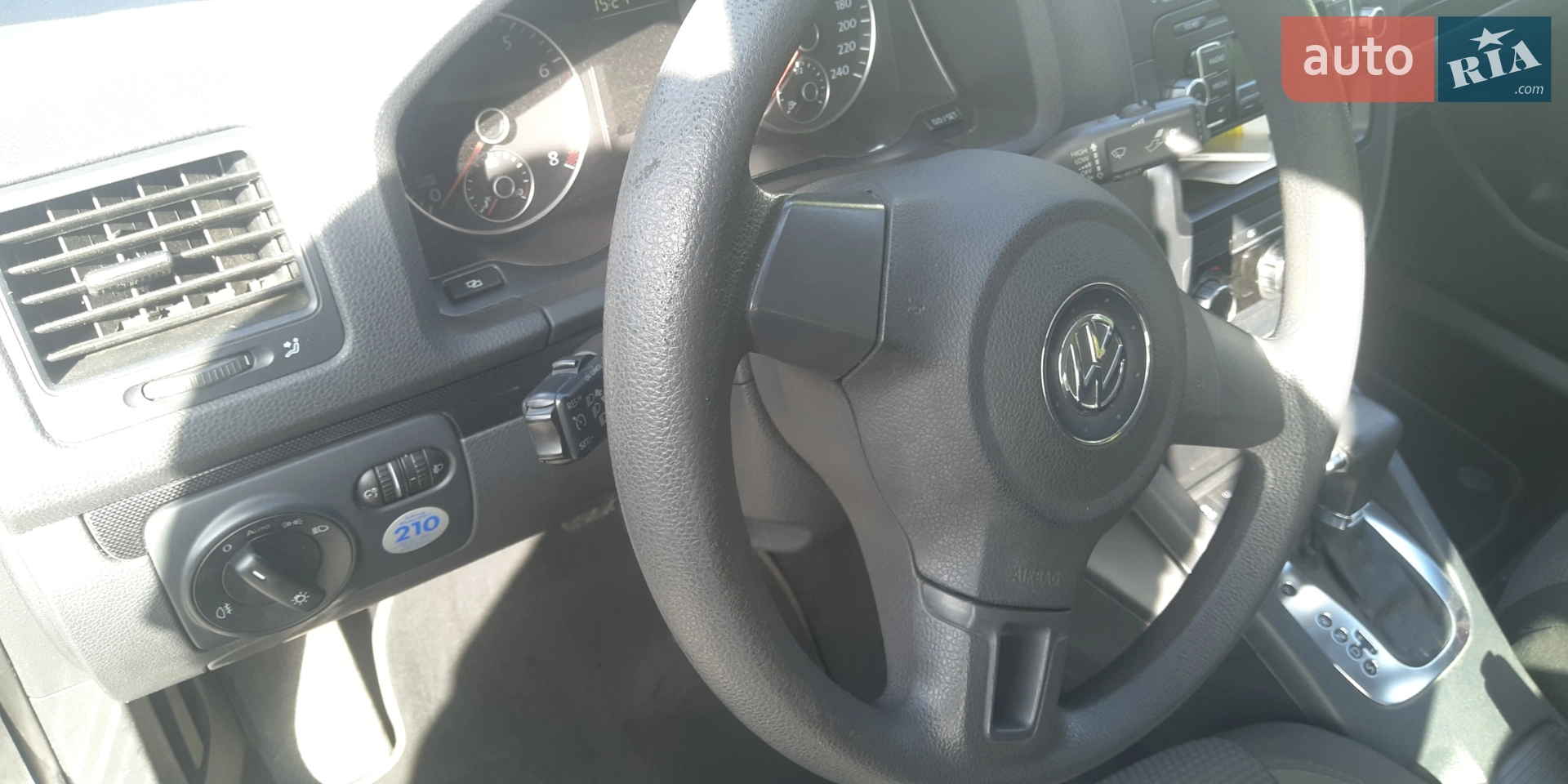 2010 Volkswagen Jetta - мініатюра 9