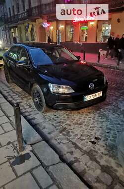 Седан Volkswagen Jetta 2011 в Львове